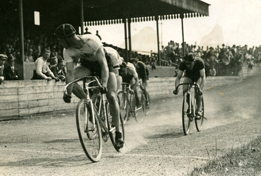 Manchester - Fallowfield Stadium : Image credit The Hub